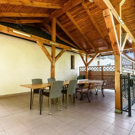 Kwatera prywatna Azalia Polanica-Zdrój