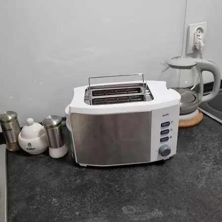 Azalia Kwatera prywatna *